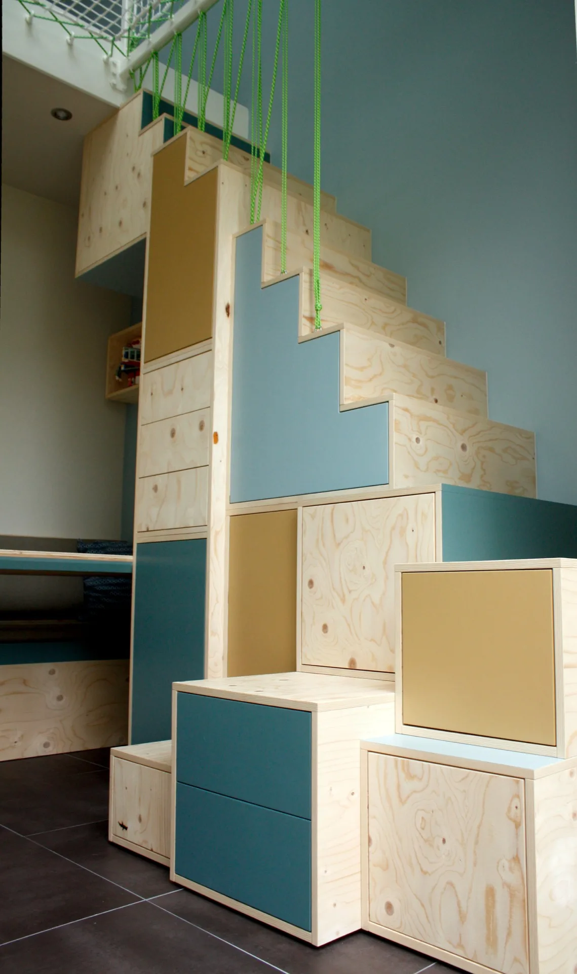 kast en trap ineen