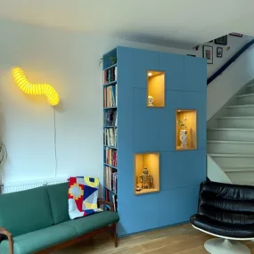 totaal overzicht van de kast in woonkamer